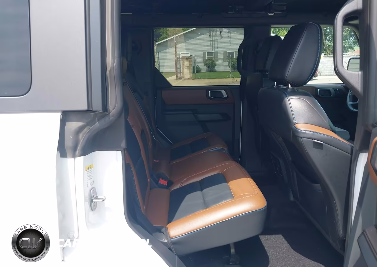 2024 Ford Bronco Outer Banks VIN:1FMDE8BH1RLB21809 - 8