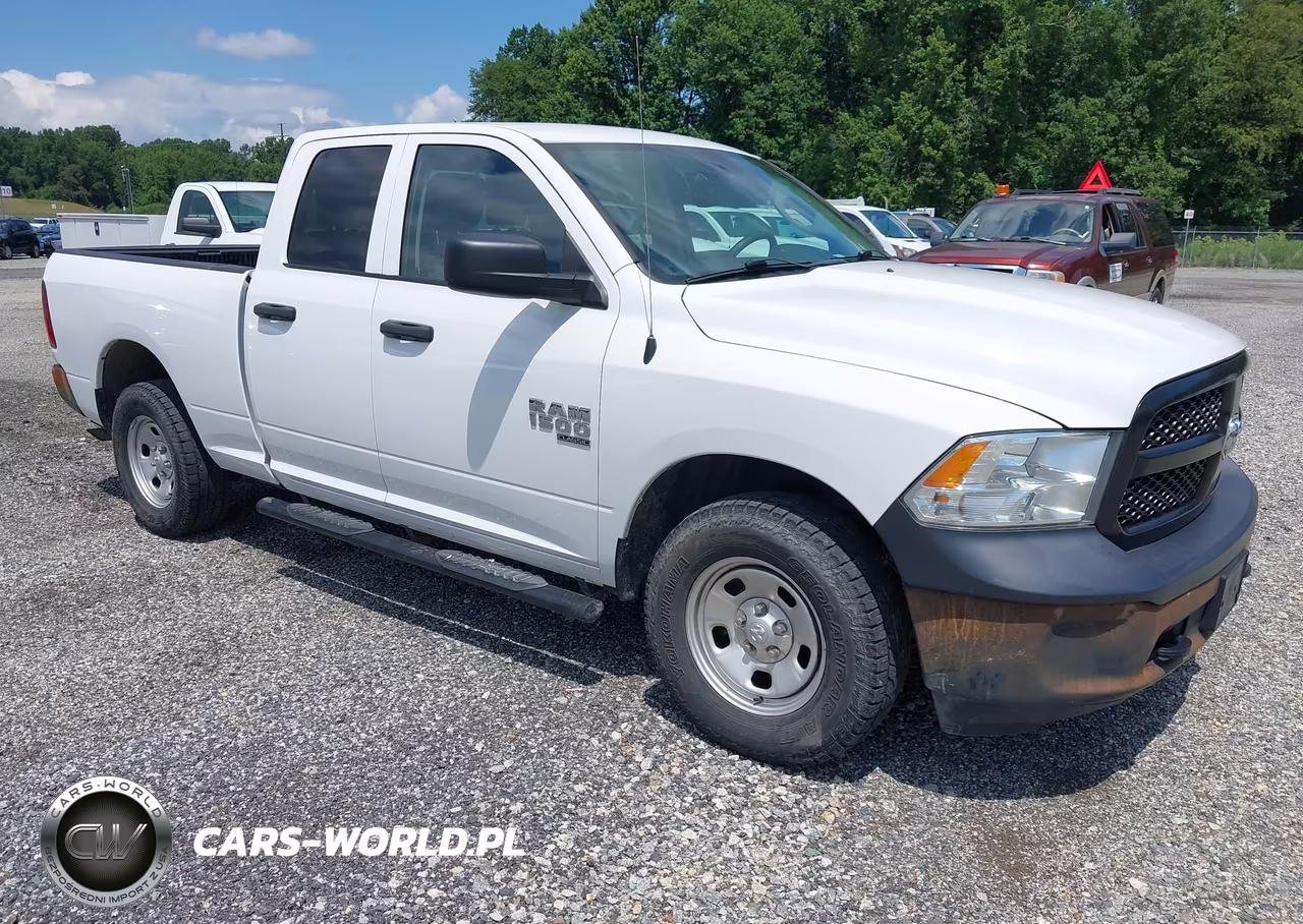 2022 Ram 1500 Classic Tradesman 4X4 6'4 Box – zdjęcie 1 z 21