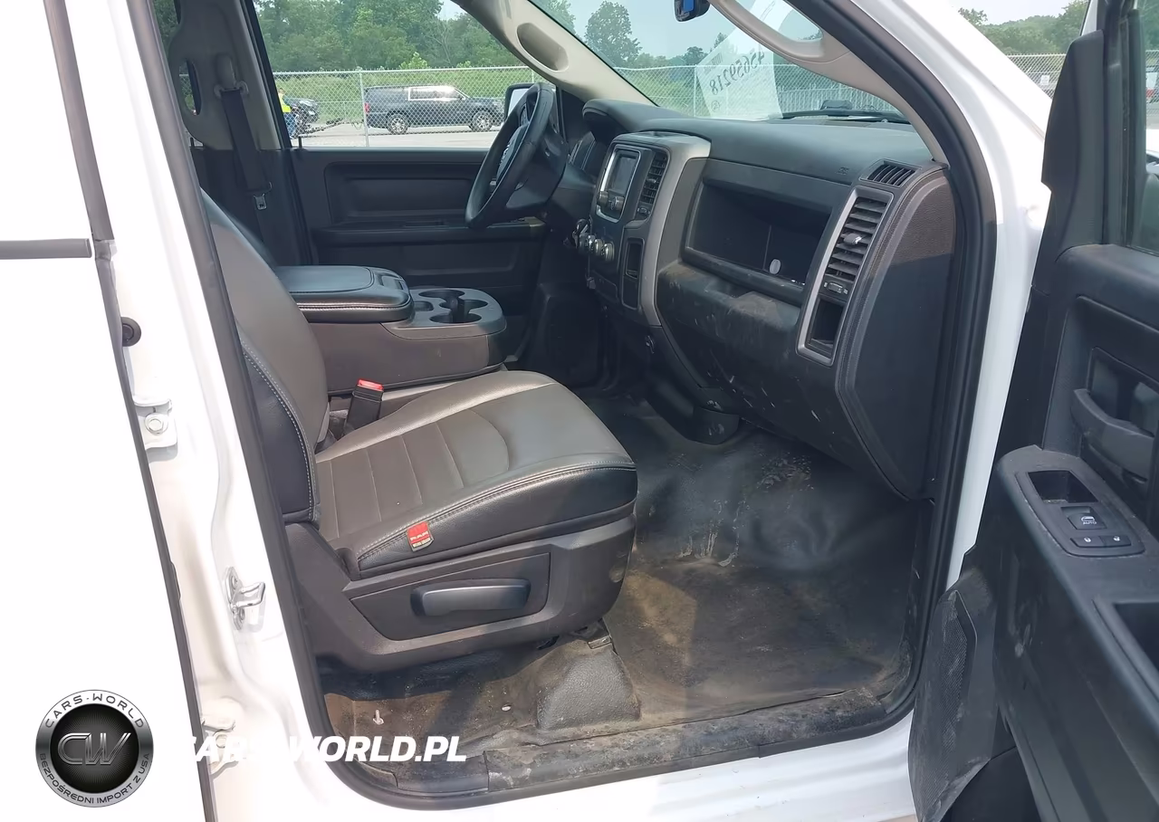 2022 Ram 1500 Classic Tradesman 4X4 6'4 Box VIN:1C6RR7FG4NS172626 - 5