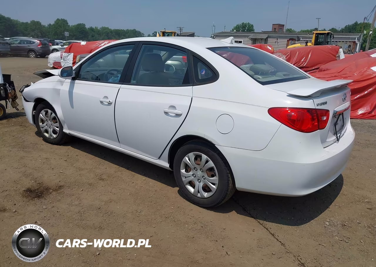 2010 Hyundai Elantra Gls VIN:KMHDU4AD2AU937081 - 3