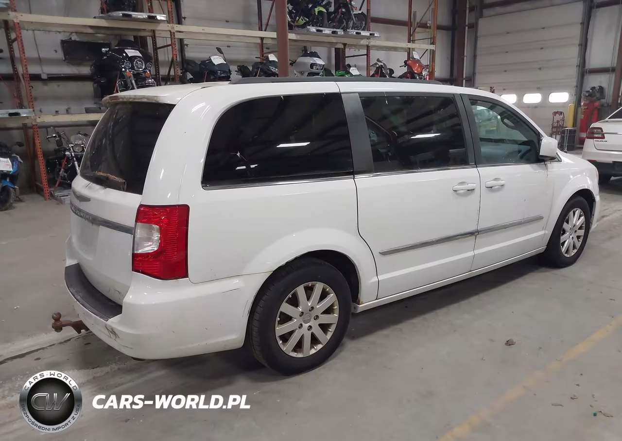 2014 Chrysler Town & Country Touring VIN:2C4RC1BG5ER111249 - 4