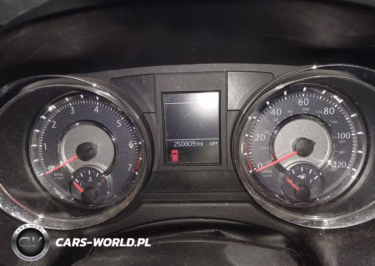 2014 Chrysler Town & Country Touring VIN:2C4RC1BG5ER111249 - 7