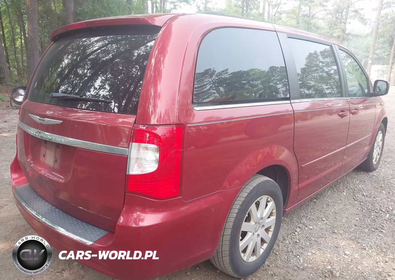2016 Chrysler Town & Country Lx VIN:2C4RC1AG5GR105097 - 4