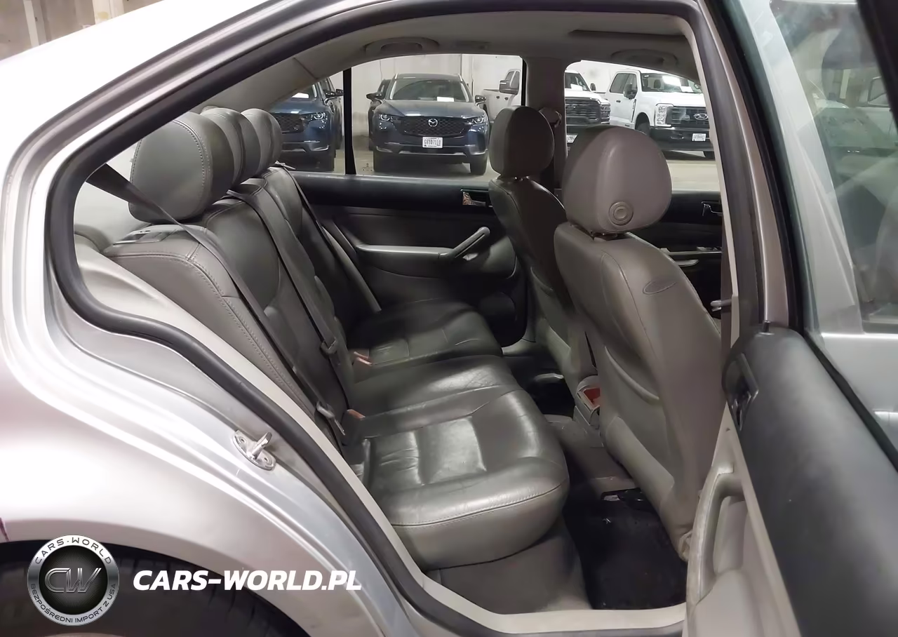 2002 Volkswagen Jetta Gls VIN:3VWSB69M82M133064 - 8