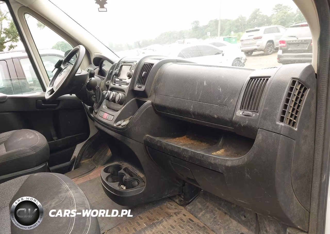 2014 Ram Promaster 1500 Low Roof VIN:3C6TRVAG9EE124463 - 5