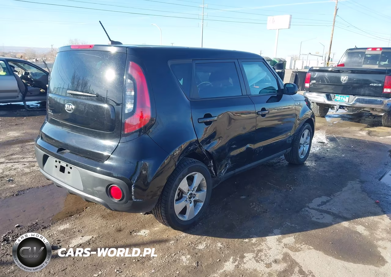 2018 Kia Soul VIN:KNDJN2A2XJ7558576 - 4