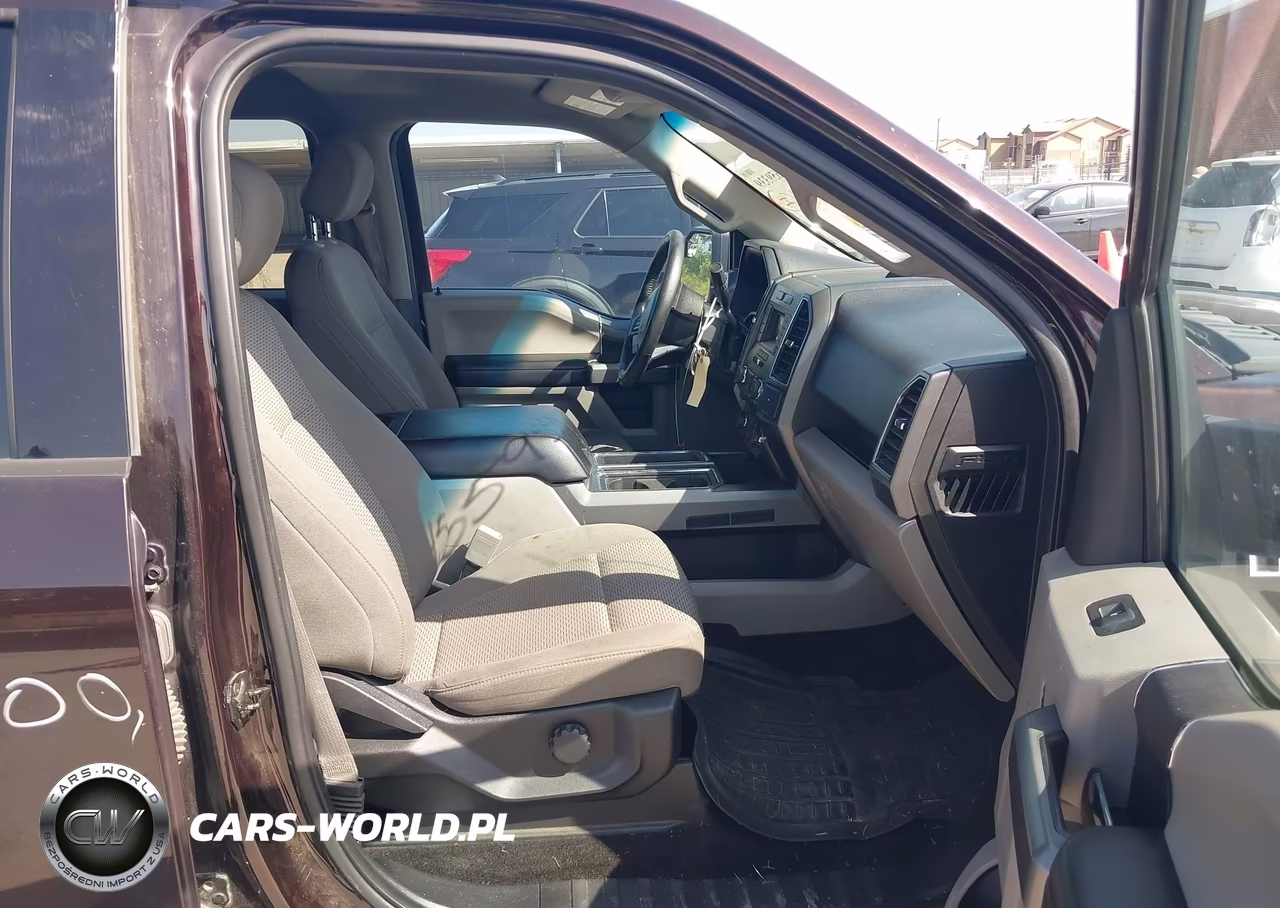 2018 Ford F-150 Xlt VIN:1FTEW1EP0JKD25818 - 5