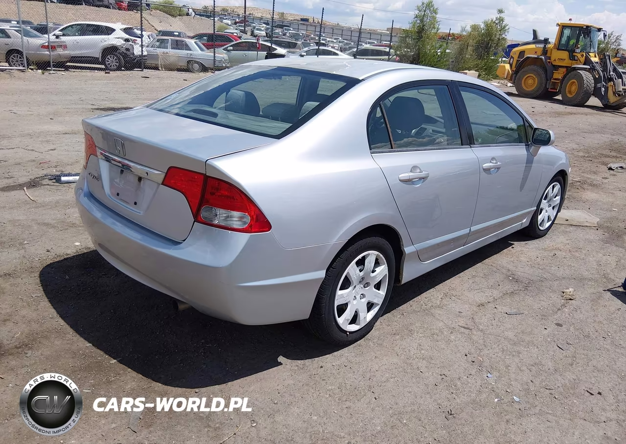 2011 Honda Civic Lx VIN:2HGFA1F58BH307125 - 4