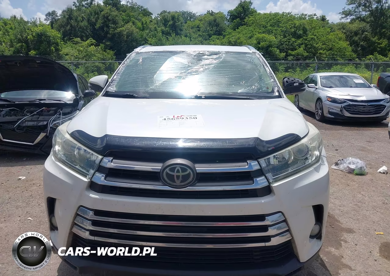 2018 Toyota Highlander Limited VIN:5TDYZRFH4JS242444 - 12