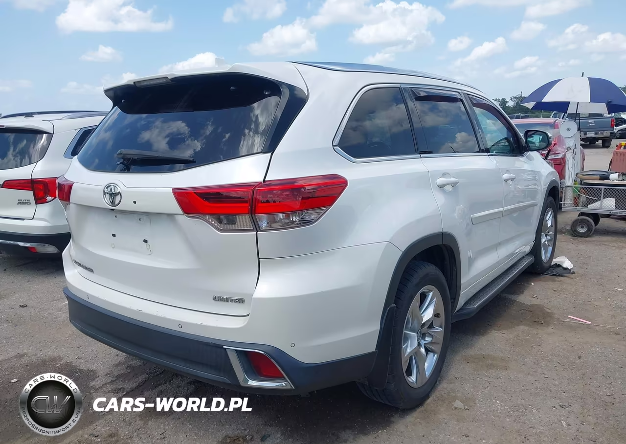 2018 Toyota Highlander Limited VIN:5TDYZRFH4JS242444 - 4