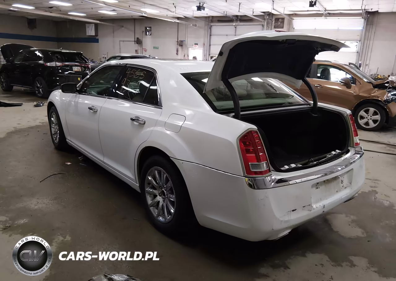 2011 Chrysler 300 Limited VIN:2C3CA5CG8BH528503 - 3