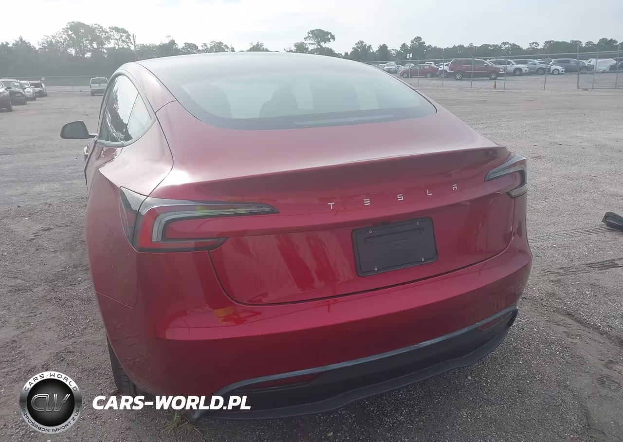 2025 Tesla Model 3 VIN:5YJ3E1EA1SF040405 - 15