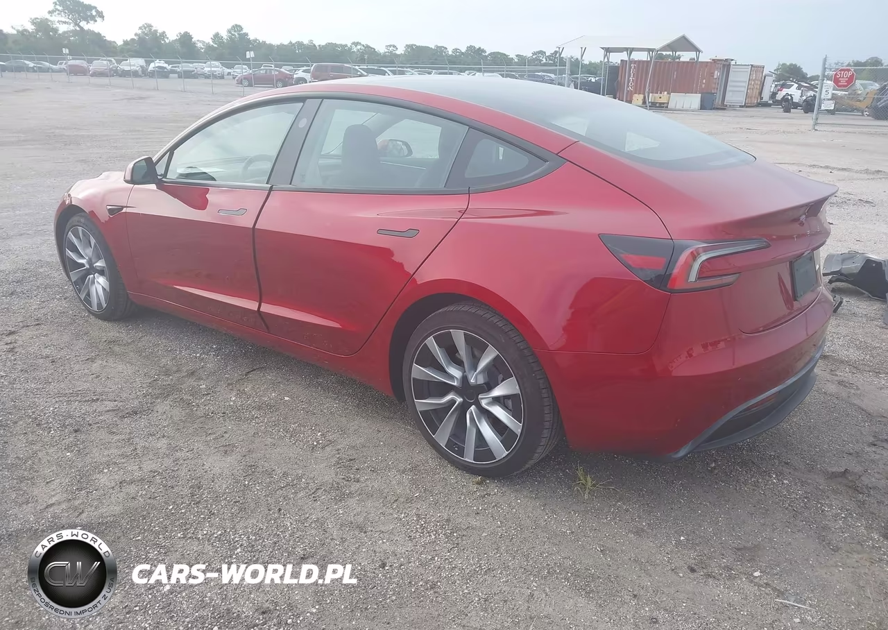 2025 Tesla Model 3 VIN:5YJ3E1EA1SF040405 - 3