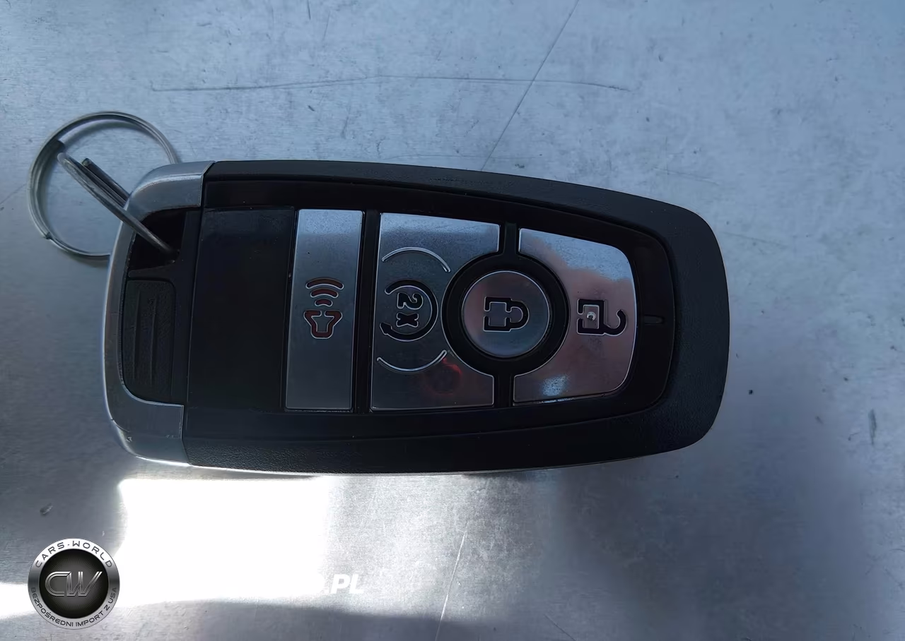 2024 Ford Bronco Black Diamond VIN:1FMEE1BP6RLA23426 - 11