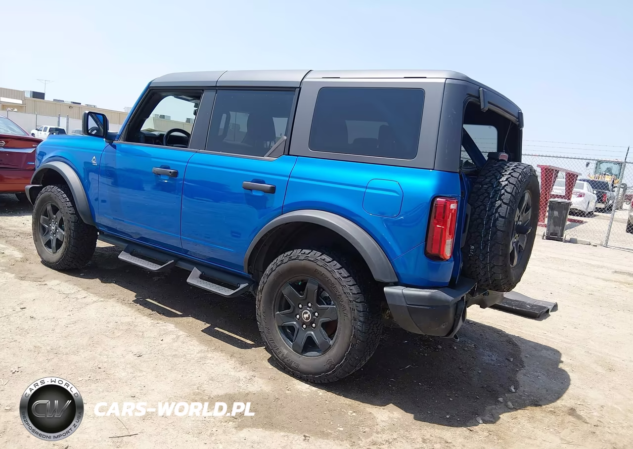 2024 Ford Bronco Black Diamond VIN:1FMEE1BP6RLA23426 - 3