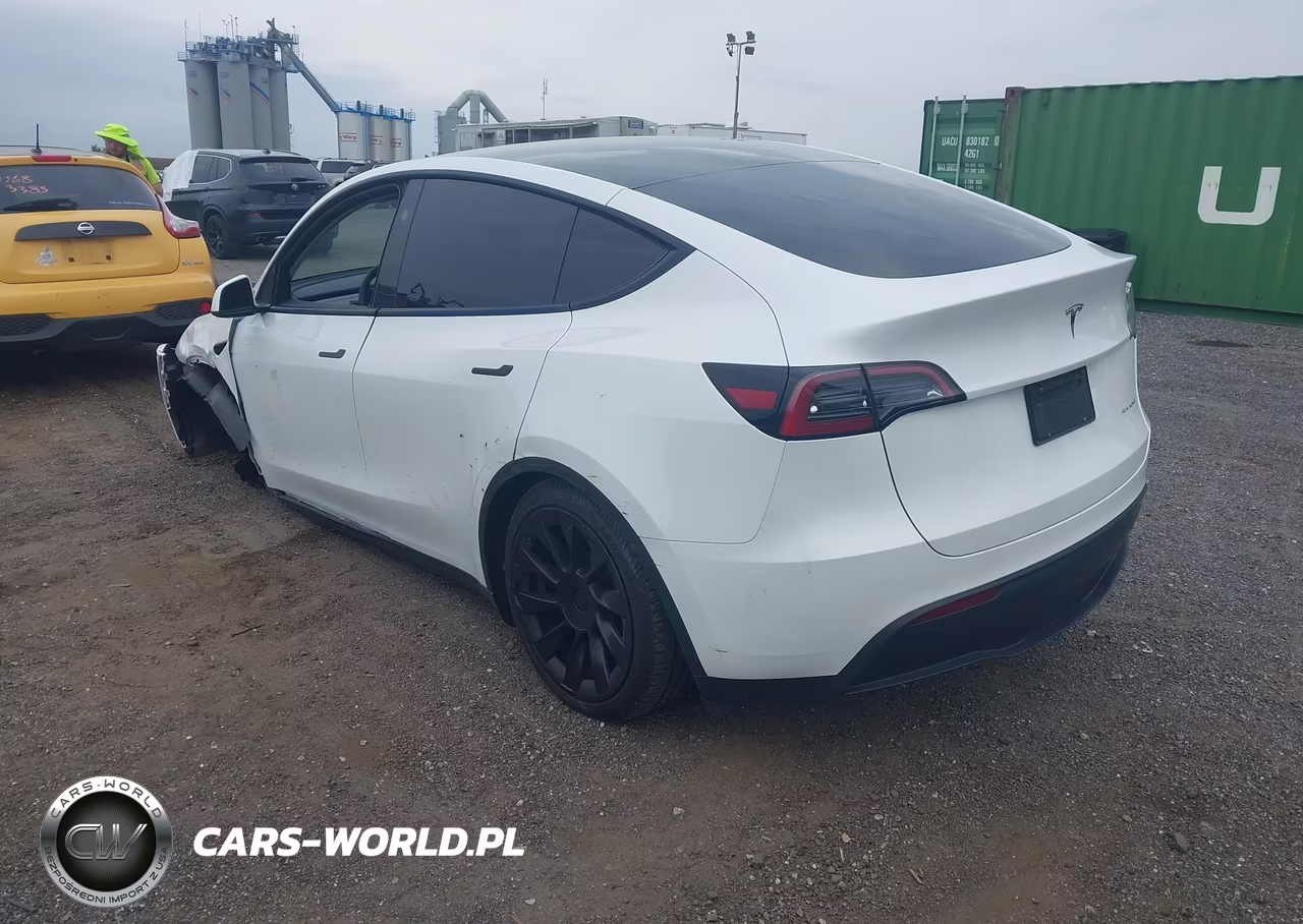 2023 Tesla Model Y Awd-Long Range Dual Motor All-Wheel Drive VIN:7SAYGDEE5PF850618 - 3