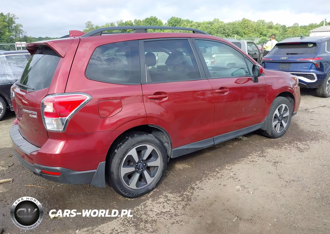 2017 Subaru Forester 2.5I Premium VIN:JF2SJAEC7HH466912 - 4
