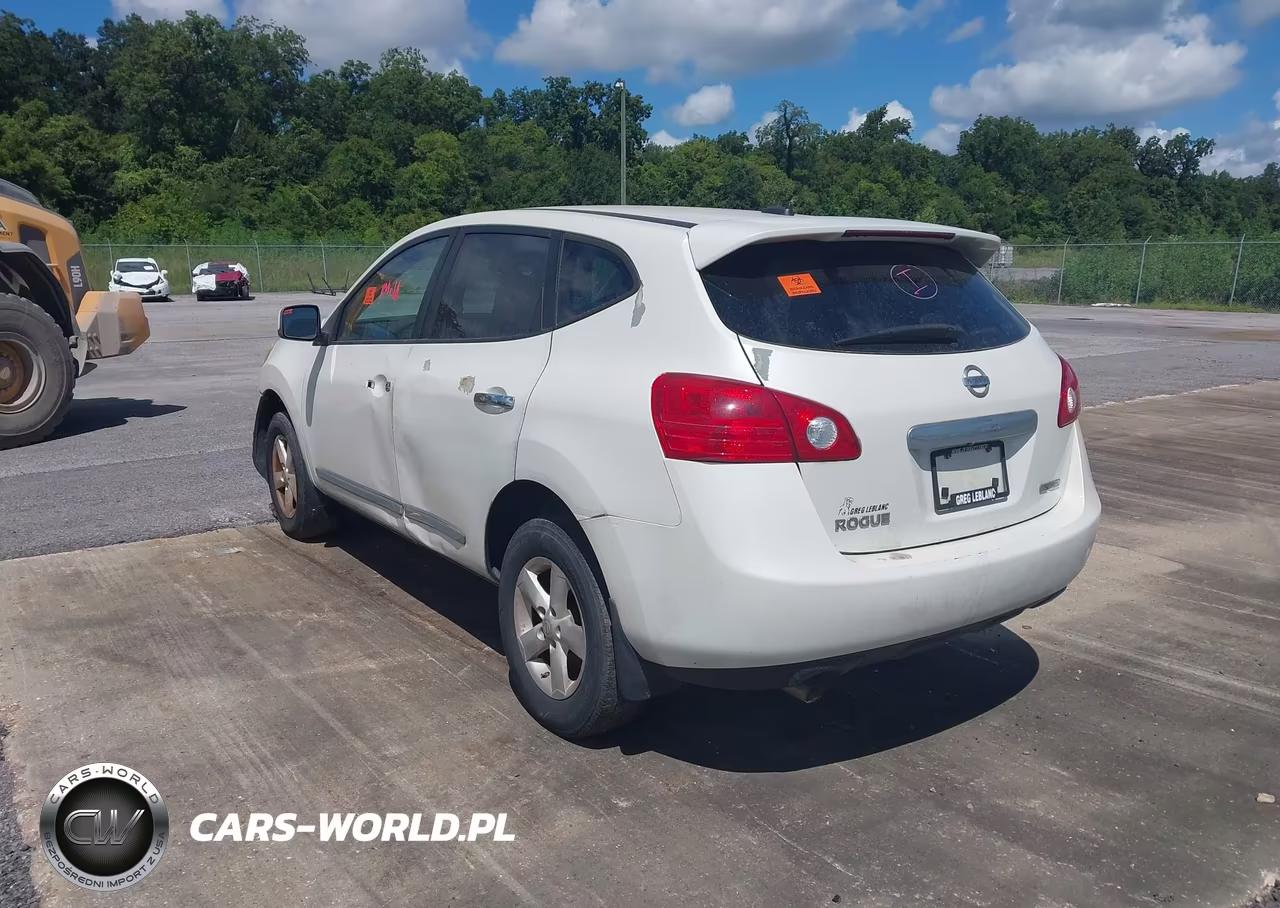 2013 Nissan Rogue S VIN:JN8AS5MT9DW520317 - 3