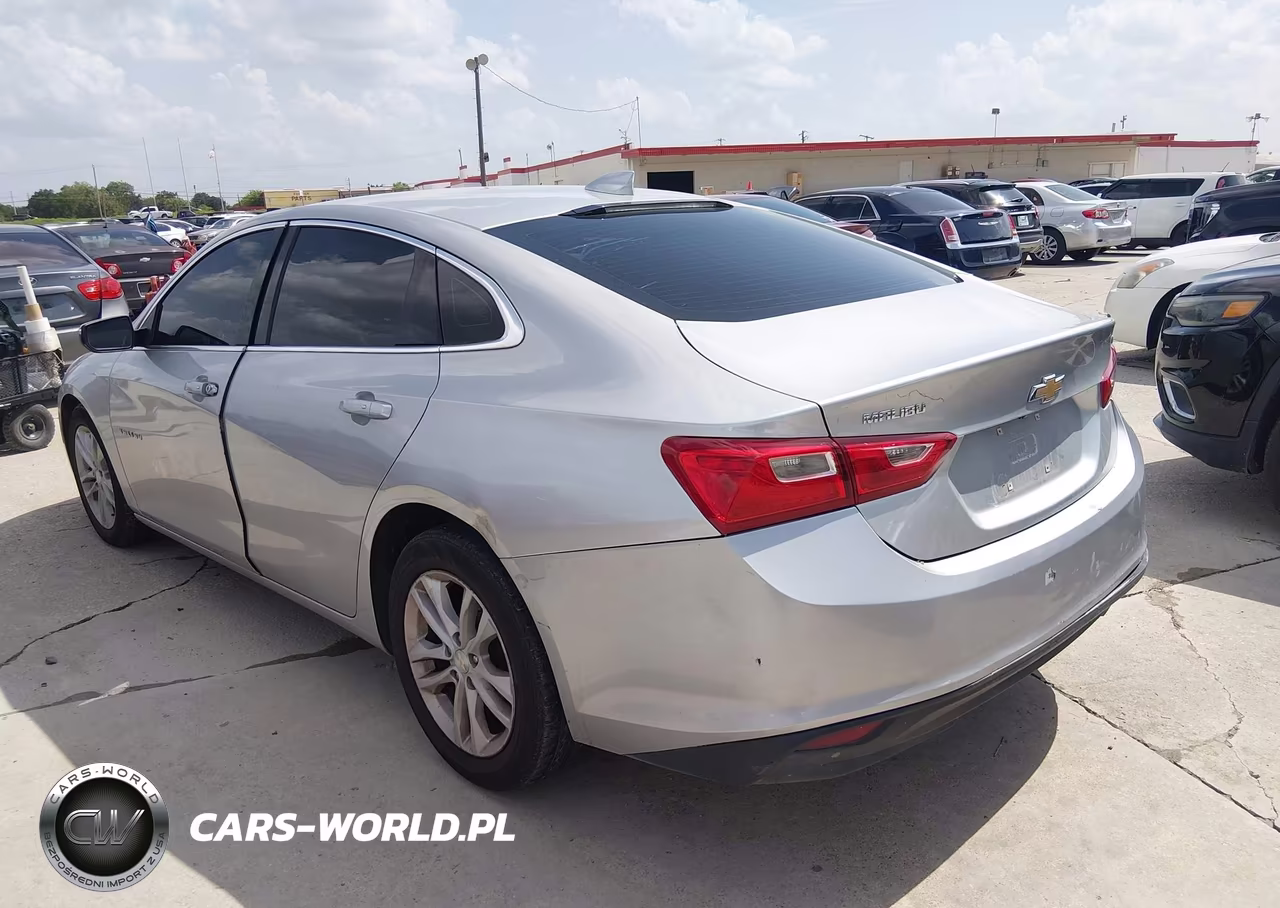 2018 Chevrolet Malibu Lt VIN:1G1ZD5ST3JF148960 - 3