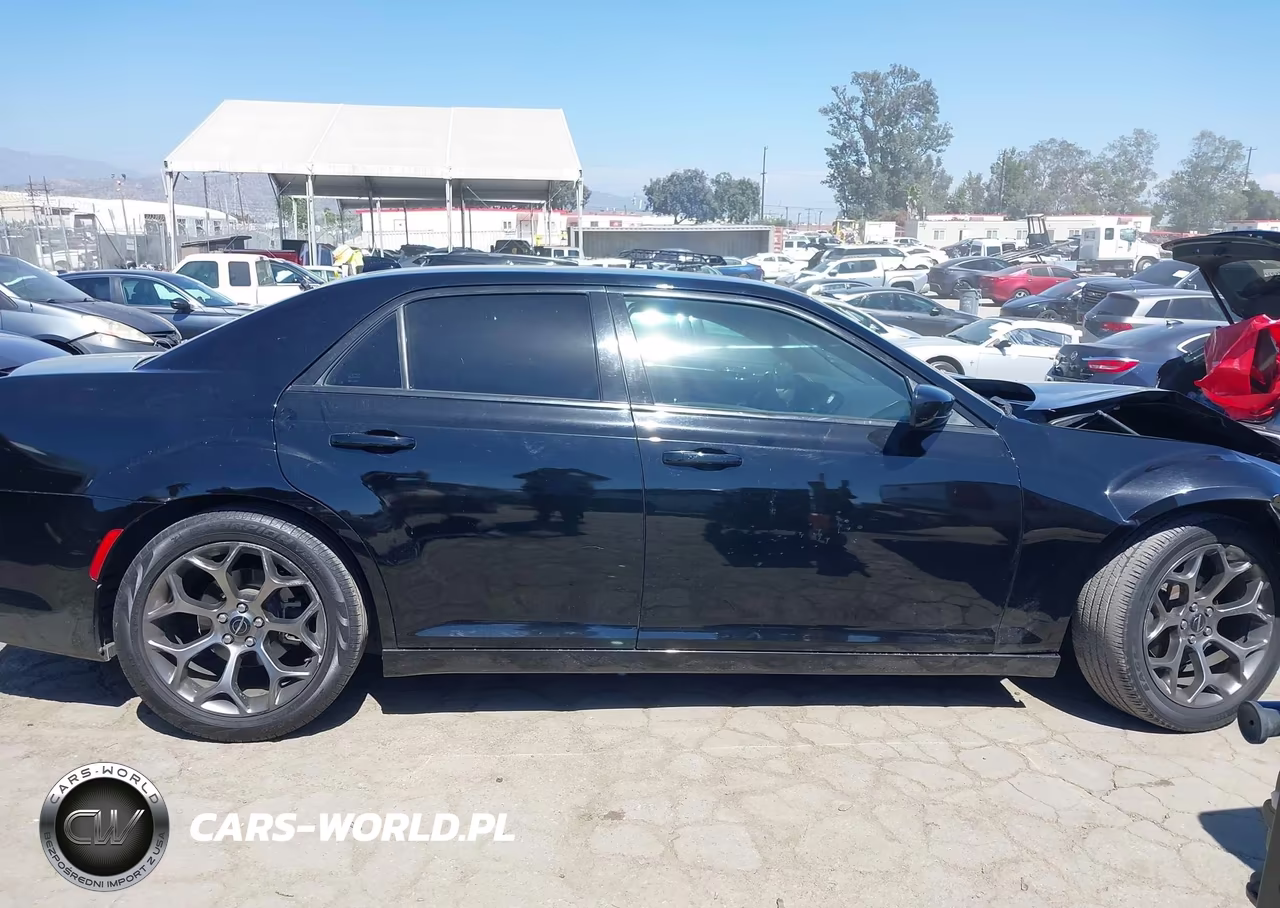 2015 Chrysler 300 300S VIN:2C3CCABG1FH926906 - 14
