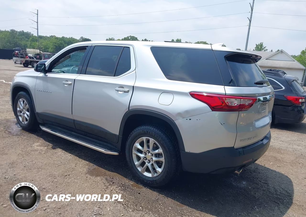 2019 Chevrolet Traverse Ls VIN:1GNEVFKW0KJ222750 - 3