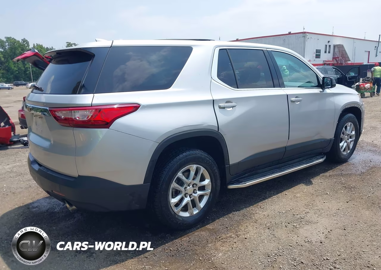 2019 Chevrolet Traverse Ls VIN:1GNEVFKW0KJ222750 - 4