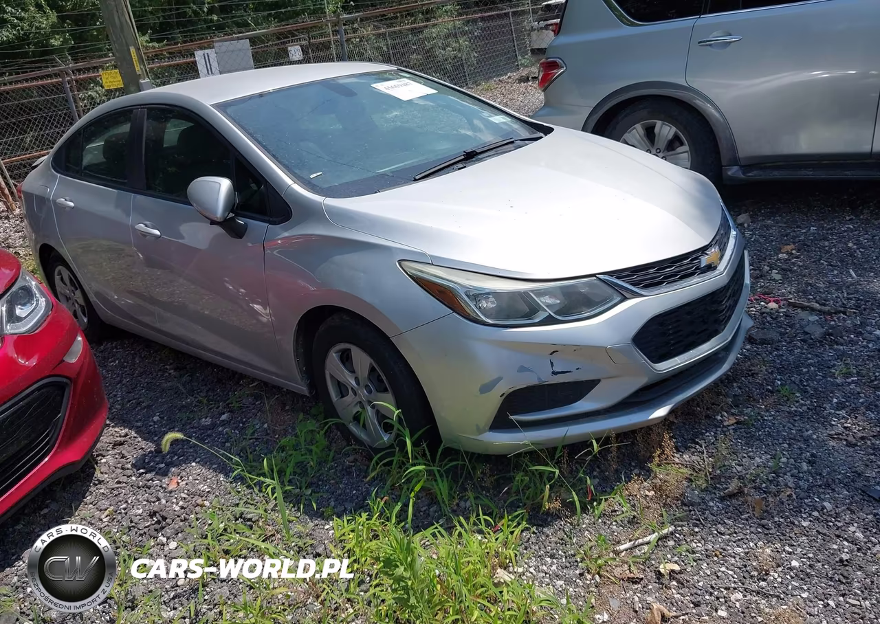 2018 Chevrolet Cruze Ls Auto VIN:1G1BC5SM5J7230616 - 1