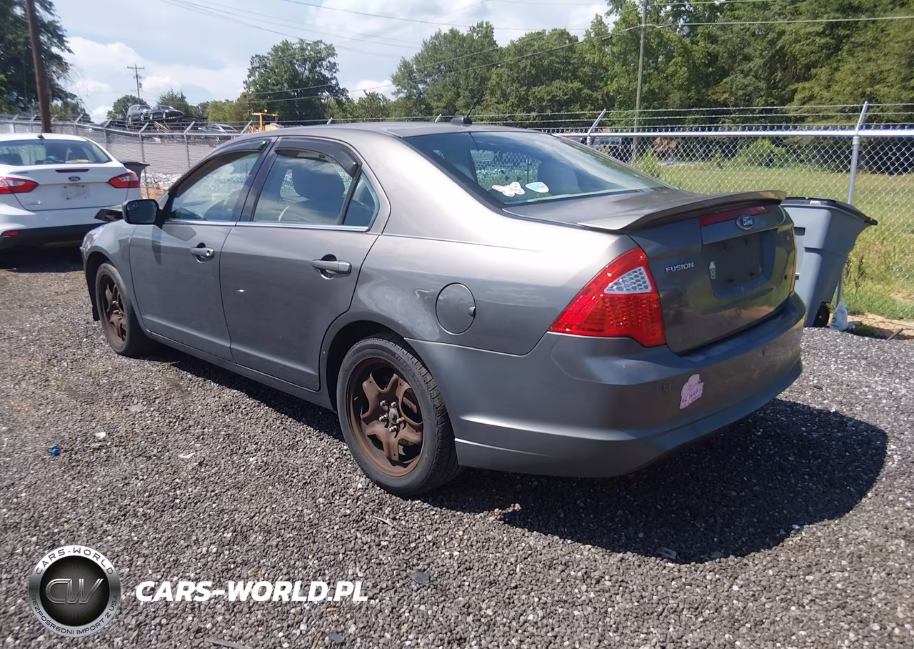 2011 Ford Fusion Se VIN:3FAHP0HA7BR102934 - 3