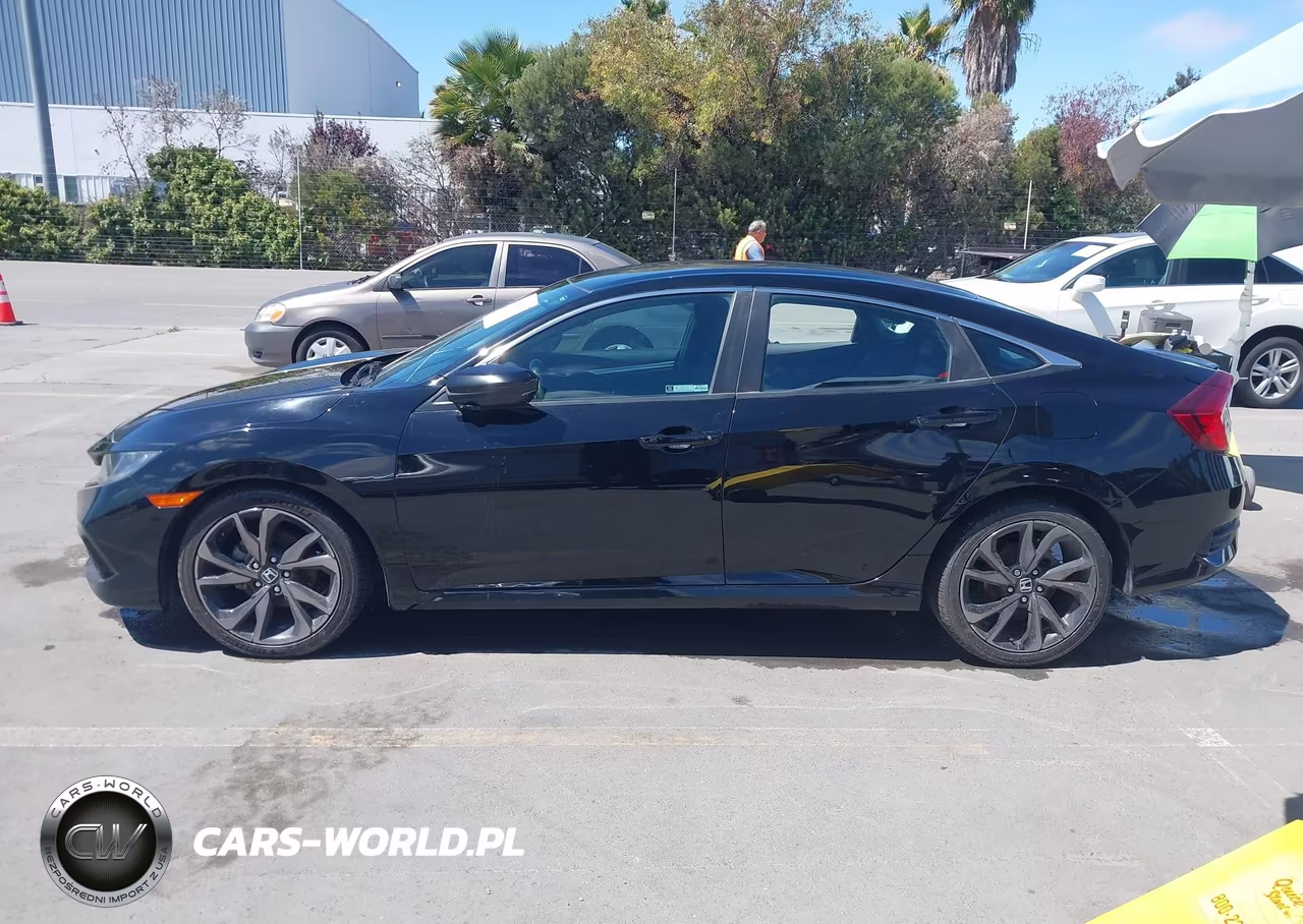 2019 Honda Civic Sport VIN:2HGFC2F89KH518506 - 15