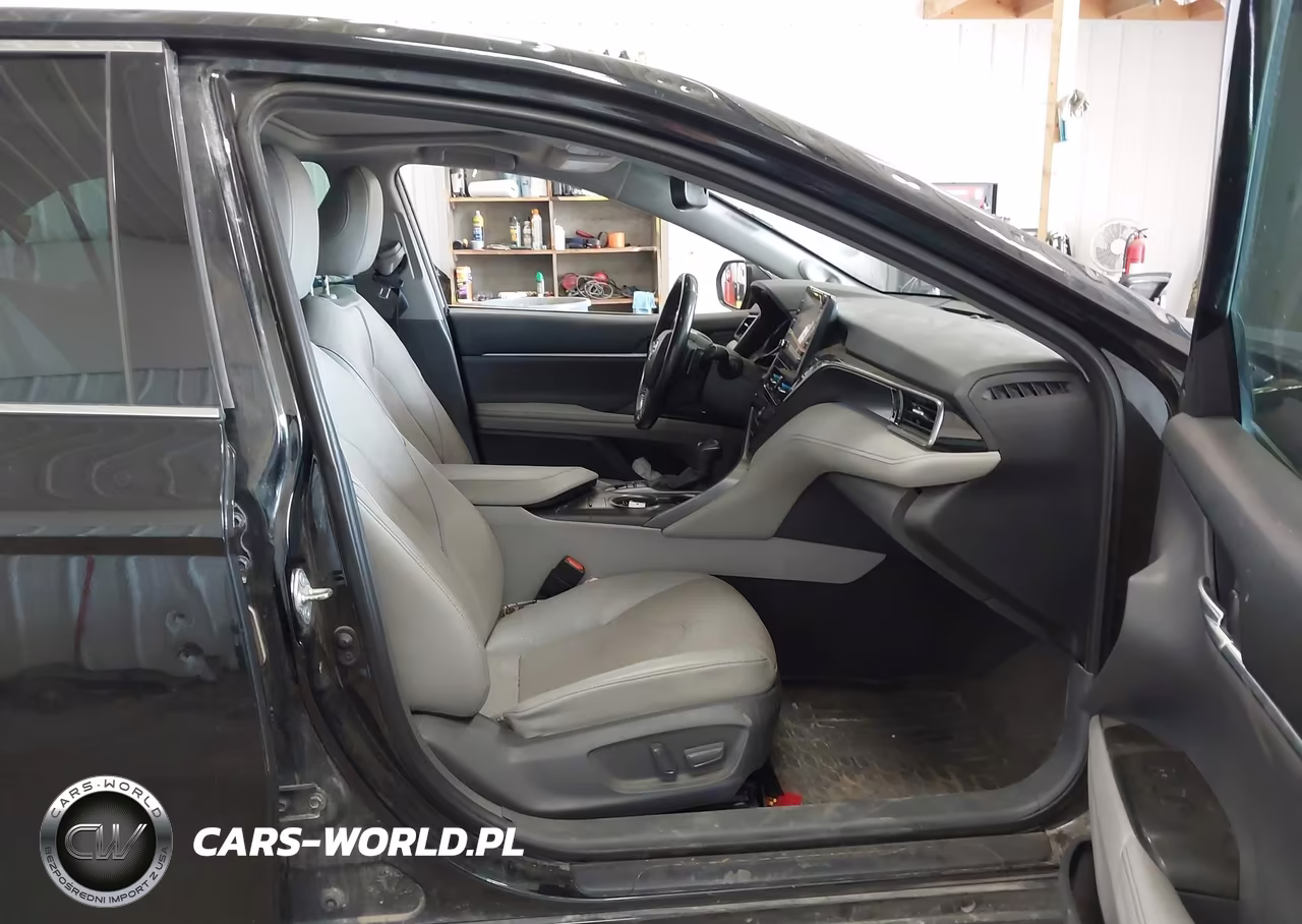 2021 Toyota Camry Xse Hybrid VIN:4T1K31AK4MU549250 - 5