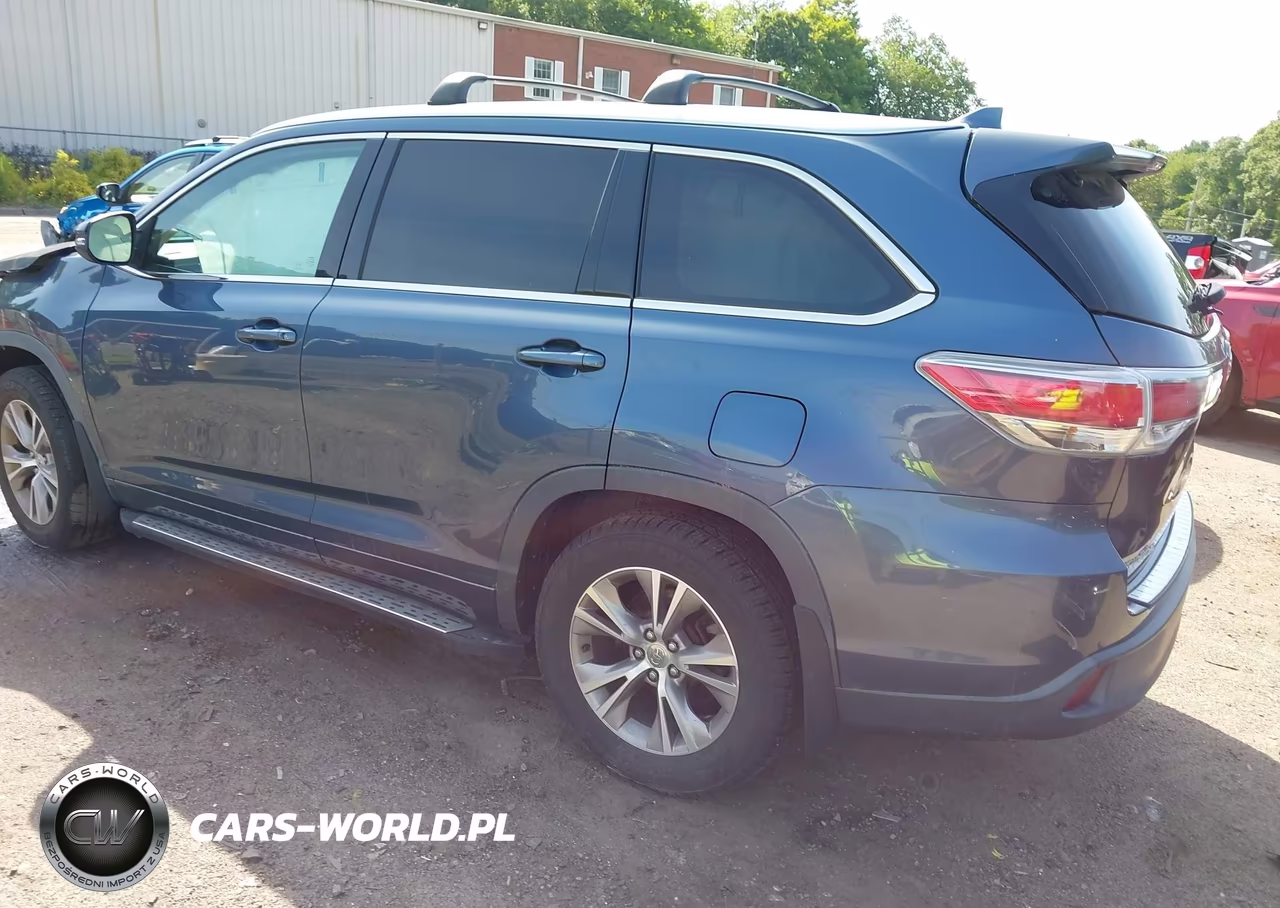 2014 Toyota Highlander Xle V6 VIN:5TDJKRFH9ES006982 - 3