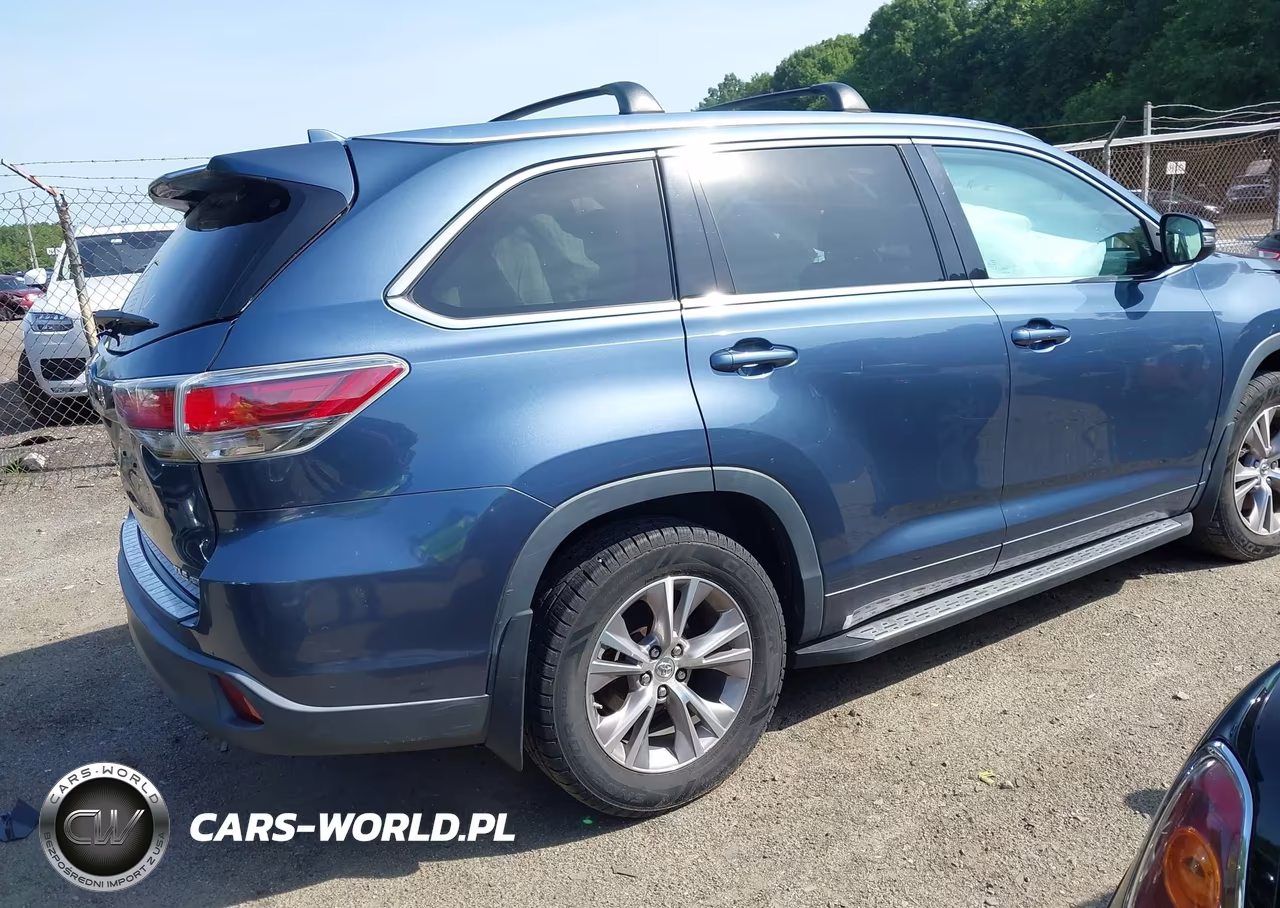 2014 Toyota Highlander Xle V6 VIN:5TDJKRFH9ES006982 - 4