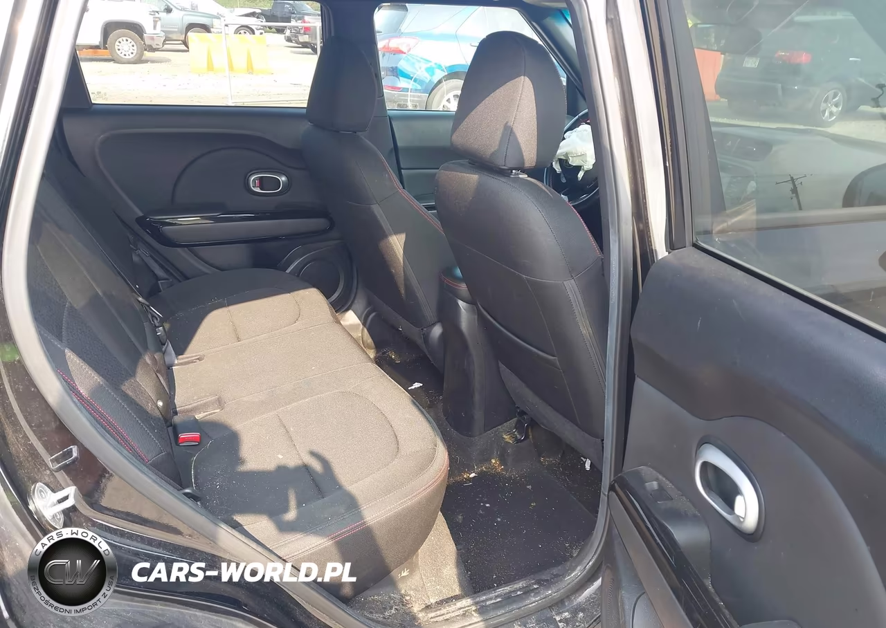 2015 Kia Soul + VIN:KNDJP3A50F7782148 - 8