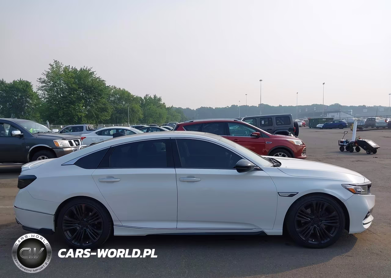 2018 Honda Accord Touring 2.0T VIN:1HGCV2F91JA031240 - 14