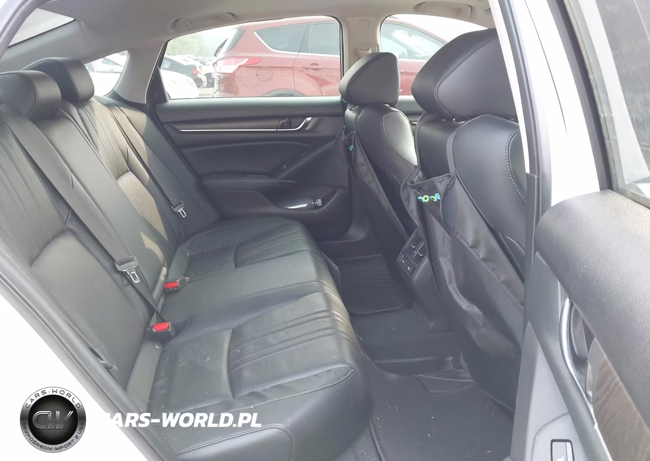 2018 Honda Accord Touring 2.0T VIN:1HGCV2F91JA031240 - 8