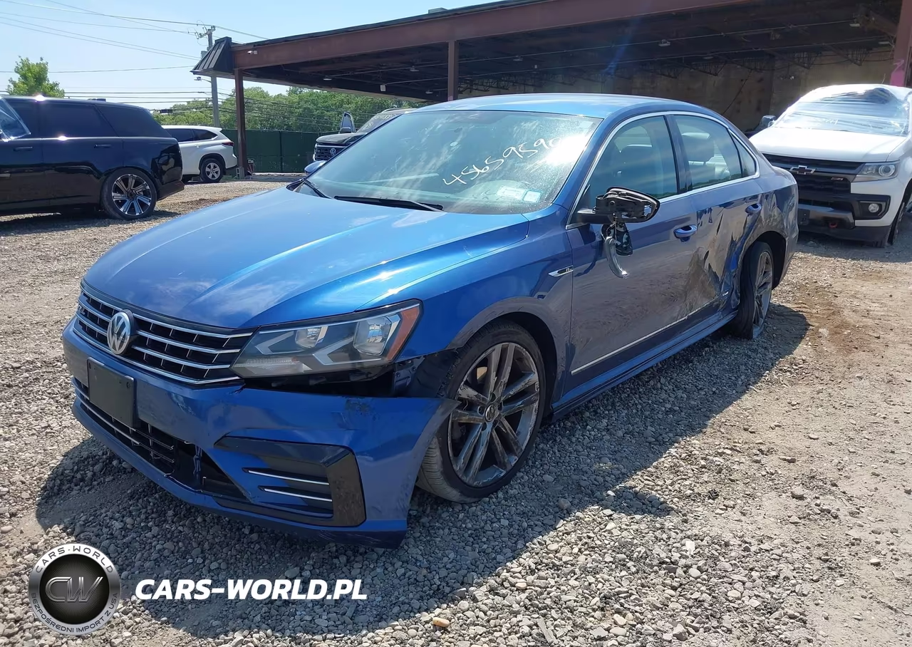 2017 Volkswagen Passat 1.8T R-Line VIN:1VWDT7A3XHC056528 - 2