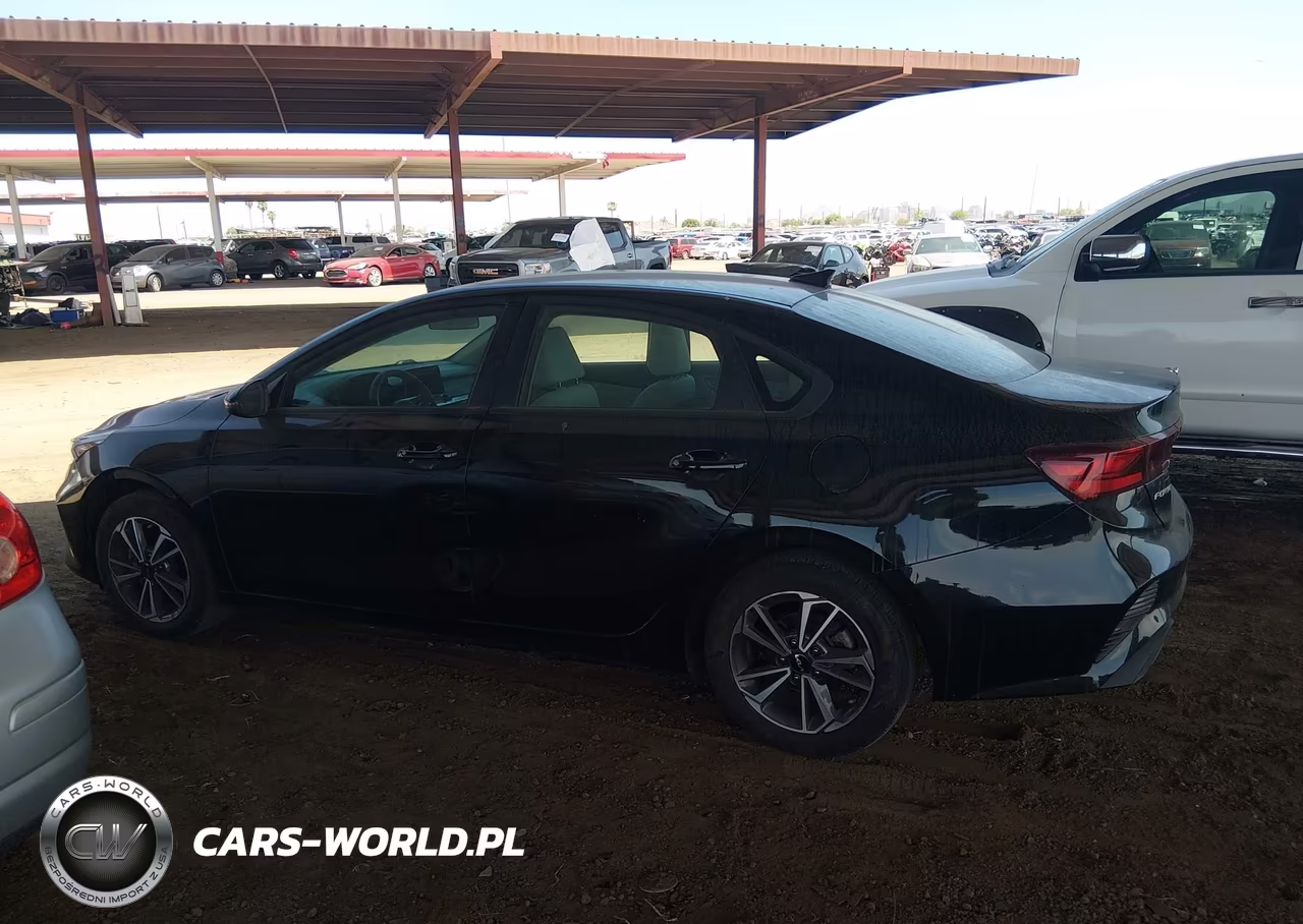 2023 Kia Forte Lxs VIN:3KPF24AD7PE650510 - 14