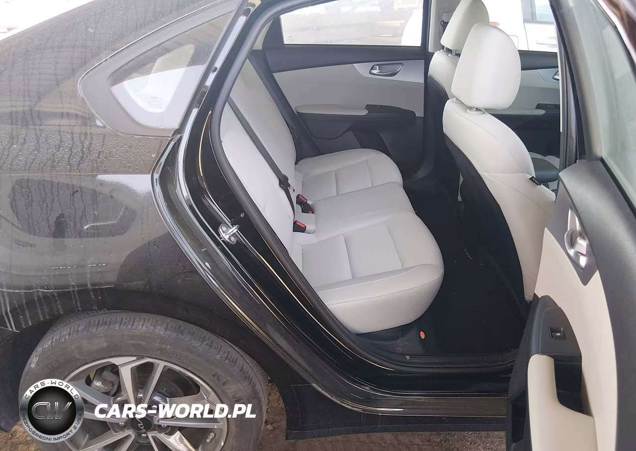 2023 Kia Forte Lxs VIN:3KPF24AD7PE650510 - 8