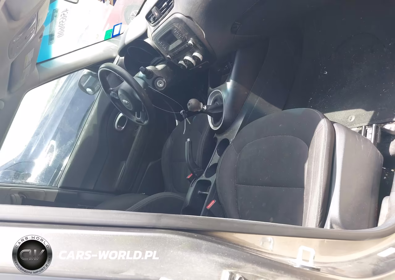 2015 Kia Soul VIN:KNDJN2A23F7214403 - 5
