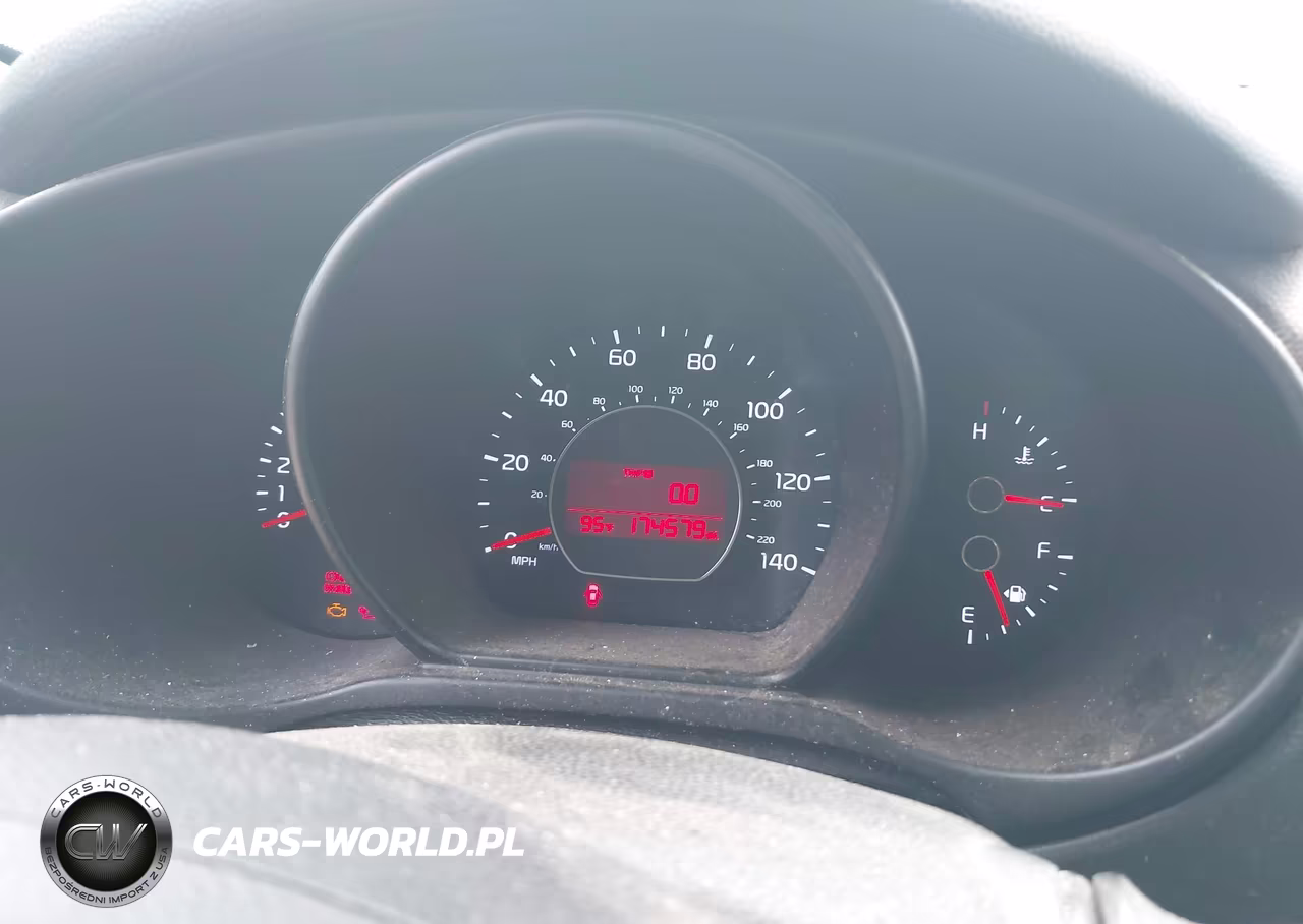 2015 Kia Soul VIN:KNDJN2A23F7214403 - 7