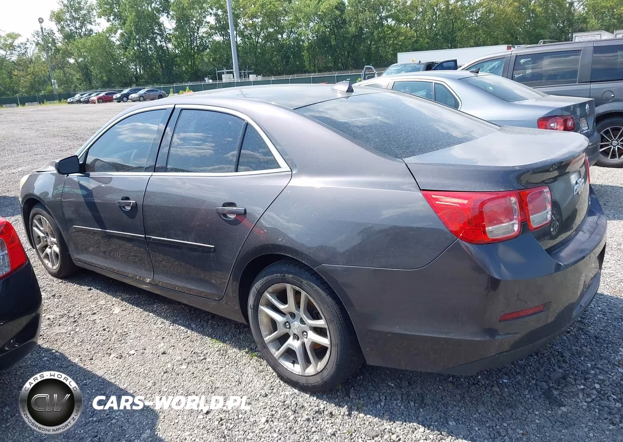 2013 Chevrolet Malibu 1Lt VIN:1G11C5SA1DF143081 - 3