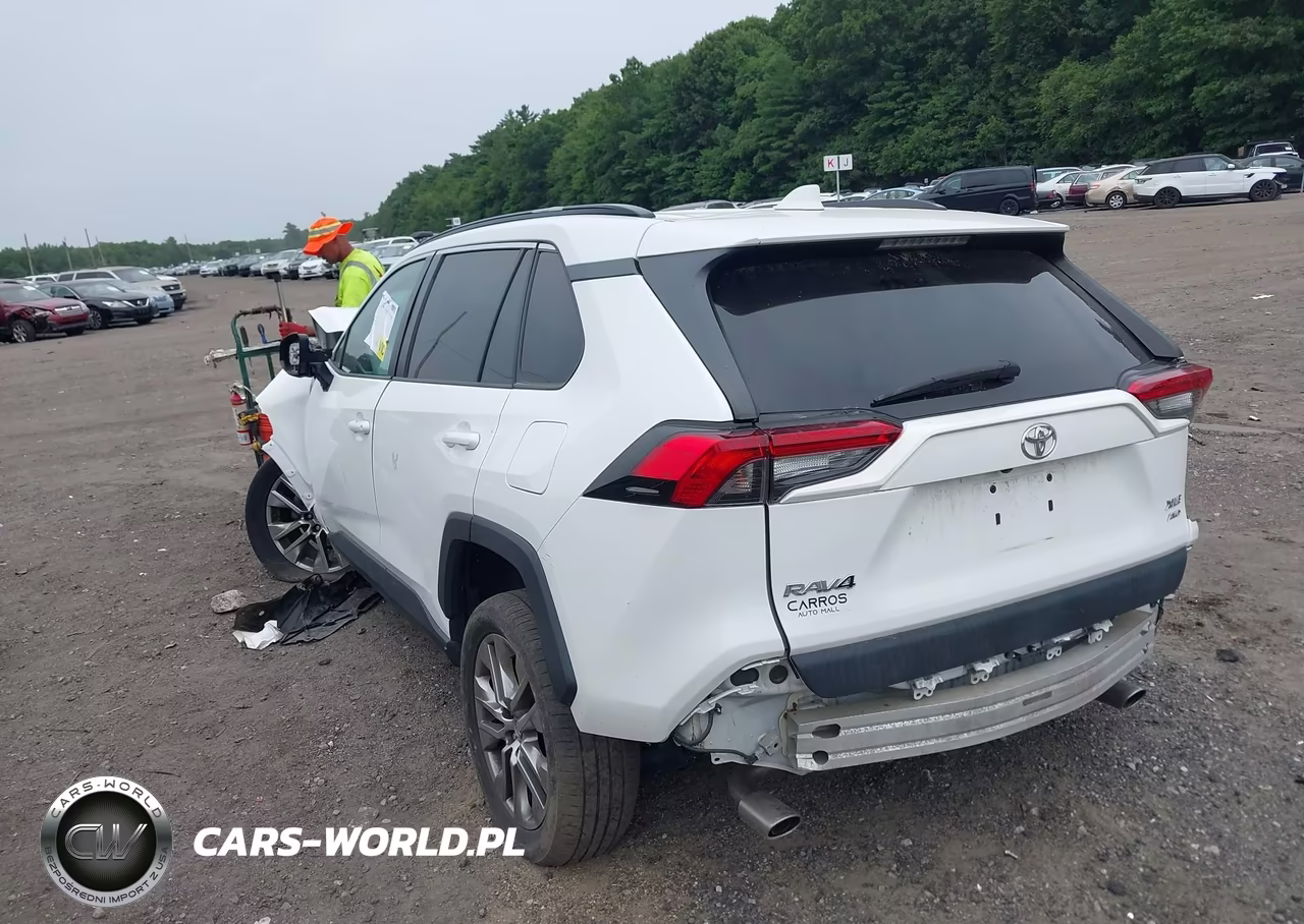 2020 Toyota Rav4 Xle Premium VIN:2T3A1RFV4LC071079 - 3