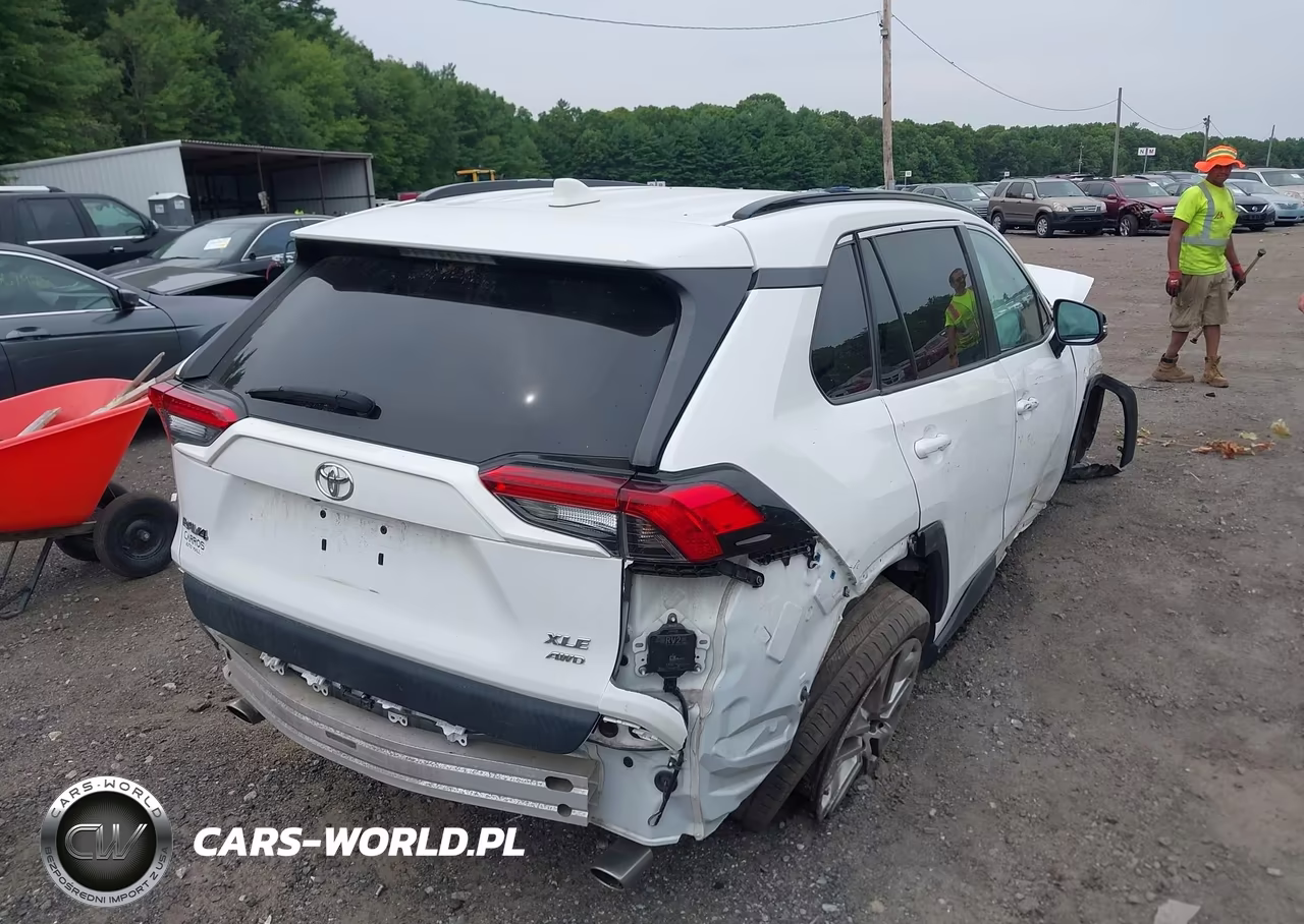 2020 Toyota Rav4 Xle Premium VIN:2T3A1RFV4LC071079 - 4