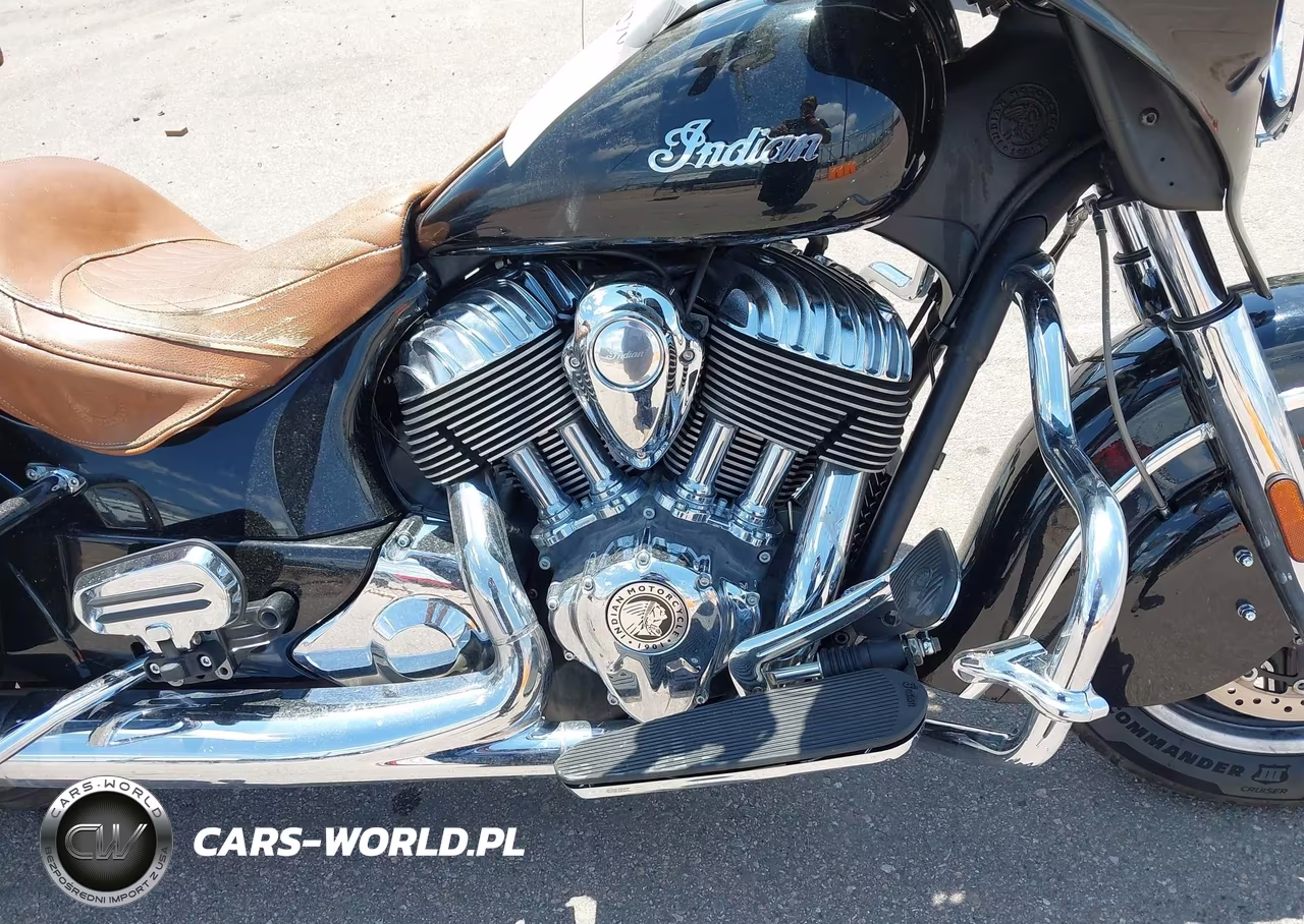 2016 Indian Motorcycle Co. Roadmaster VIN:56KTRAAA6G3332222 - 8