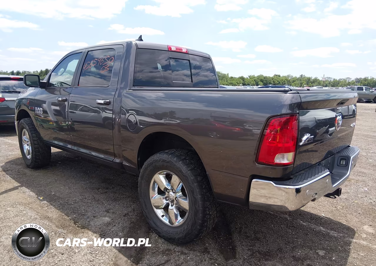 2015 Ram 1500 Big Horn VIN:1C6RR7LM5FS508487 - 3