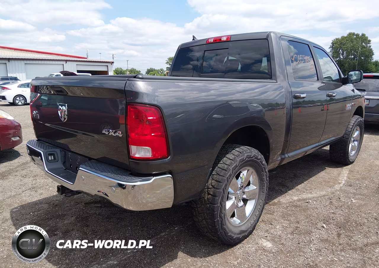 2015 Ram 1500 Big Horn VIN:1C6RR7LM5FS508487 - 4