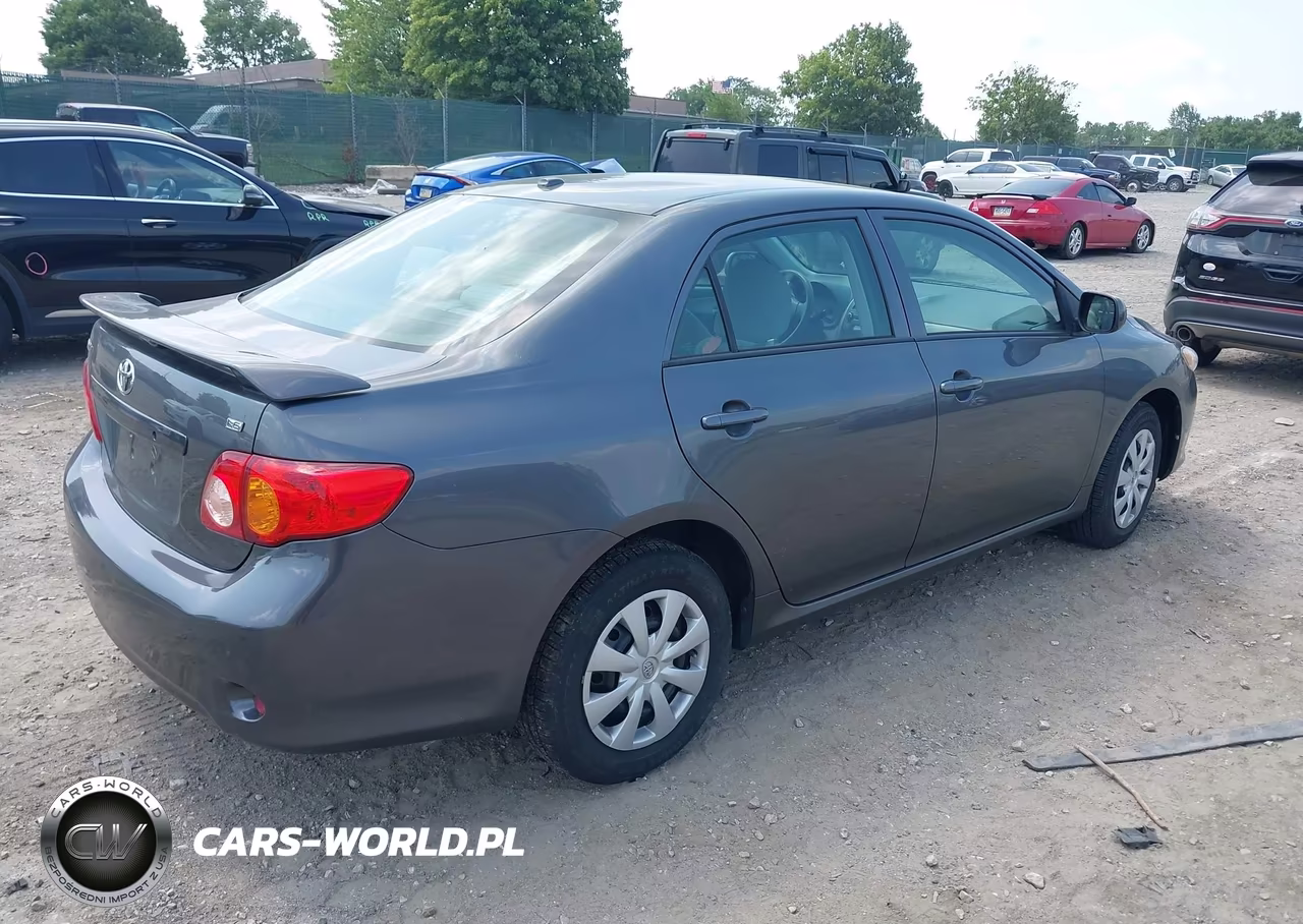 2010 Toyota Corolla Le VIN:2T1BU4EEXAC410059 - 4