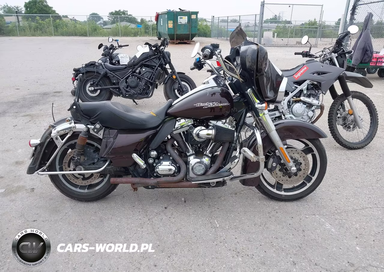 2011 Harley-Davidson Flhx VIN:1HD1KB416BB603361 - 12