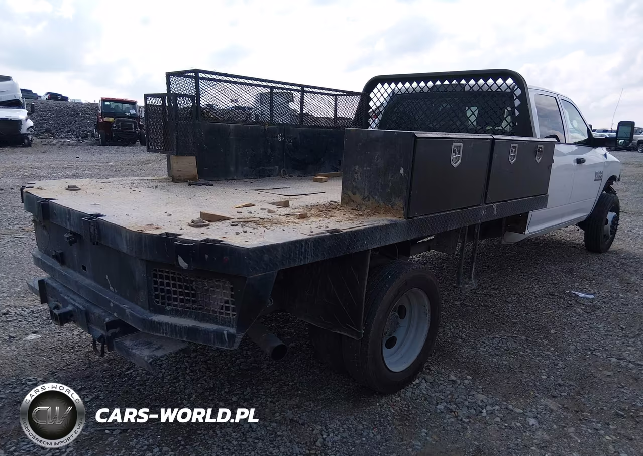 2013 Ram 5500 Chassis Tradesman-Slt-Laramie VIN:3C7WRMFL7DG543519 - 4