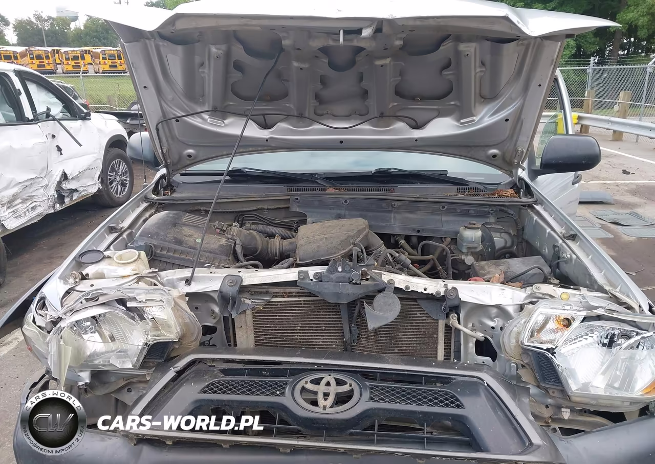 2012 Toyota Tacoma VIN:5TFJX4CN4CX016597 - 10
